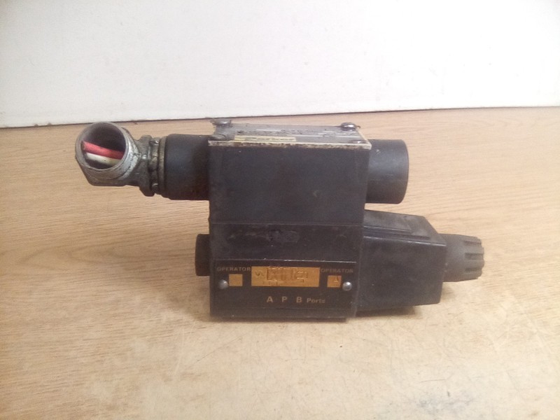 Parker D1VW20HY50 Pilot Valve