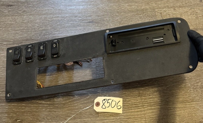 Sony AM FM Radio Receiver CD Player MEX-N5000BT & Peterbilt Panel