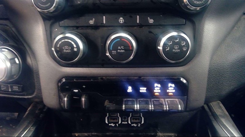 RAM1500 2020 Temperature Control 3459019