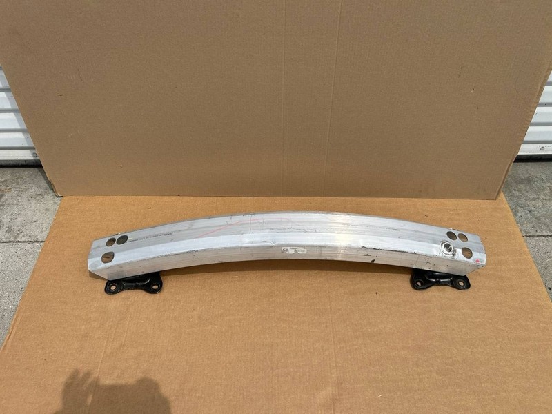 ✅Tesla Model Y Reinforcement Rear 2020-2023 1487616-00-A w/dent
