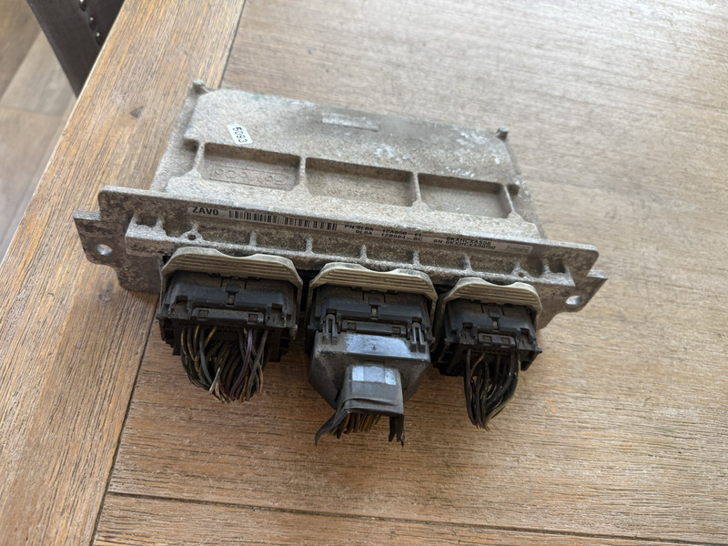 2009 Ford Escape Engine Control Computer ECM ECU OEM#: 9L8A-12a650-el