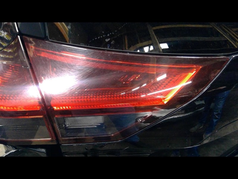 Driver Tail Light Japan Built Liftgate Mounted Fits 21-25 ROGUE 1704446