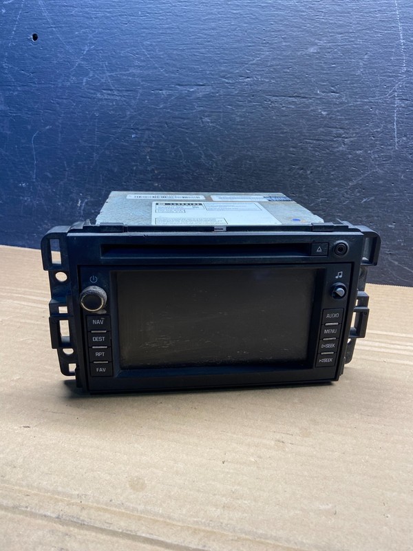 2007-2014 Chevrolet Tahoe AM FM Radio CD Player w Aux Bluetooth AE4704 DG