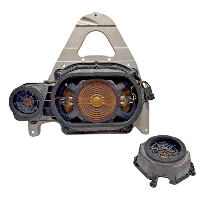 π 12-19 MERCEDES-BENZ C250 REAR AUDIO SUBWOOFER SPEAKER BLACK A2048205702 OEM