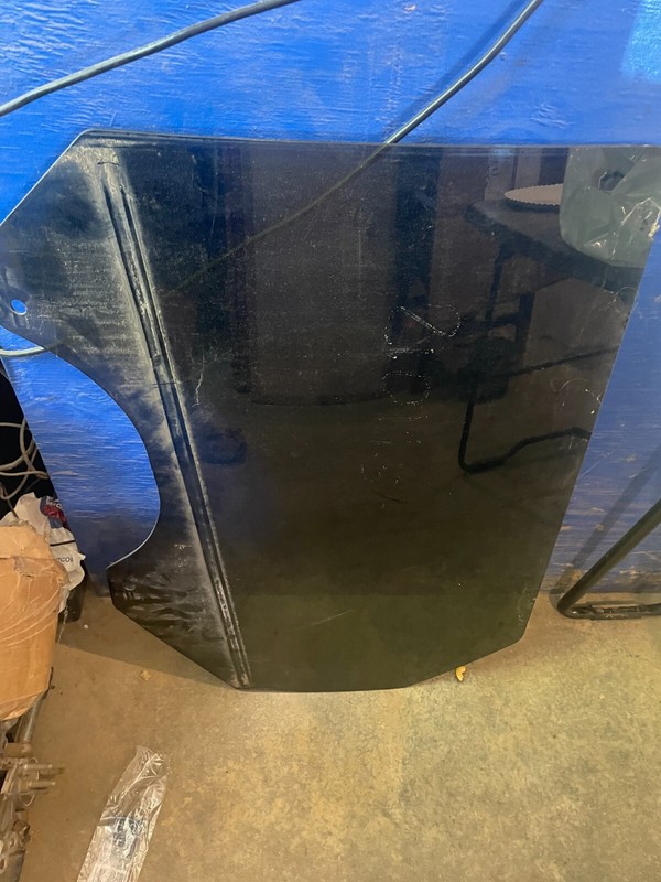 09-20 DODGE JOURNEY OEM LH REAR WINDOW DOOR GLASS - DRIVER REAR