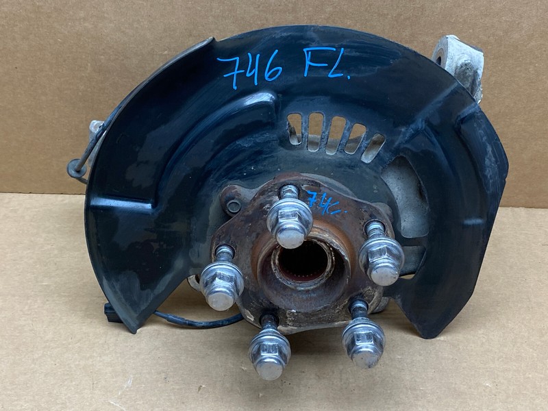 2014-2020 INFINITI QX60 FRONT LEFT DRIVER SIDE SPINDLE KNUCKLE HUB OEM LOT746