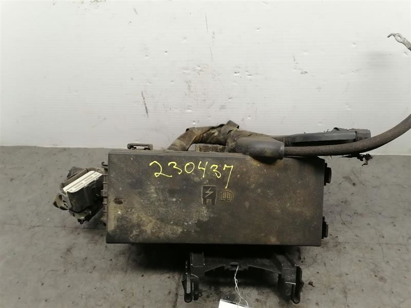 Fuse Junction Box Engine With Turbo Without Police Package Fits 13-16 TAURUS