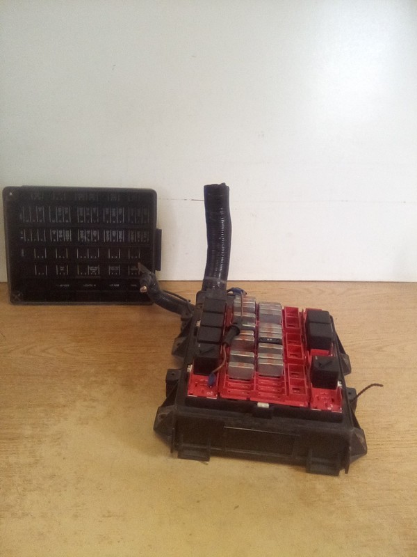 1998 Sterling Fuse/Relay Box