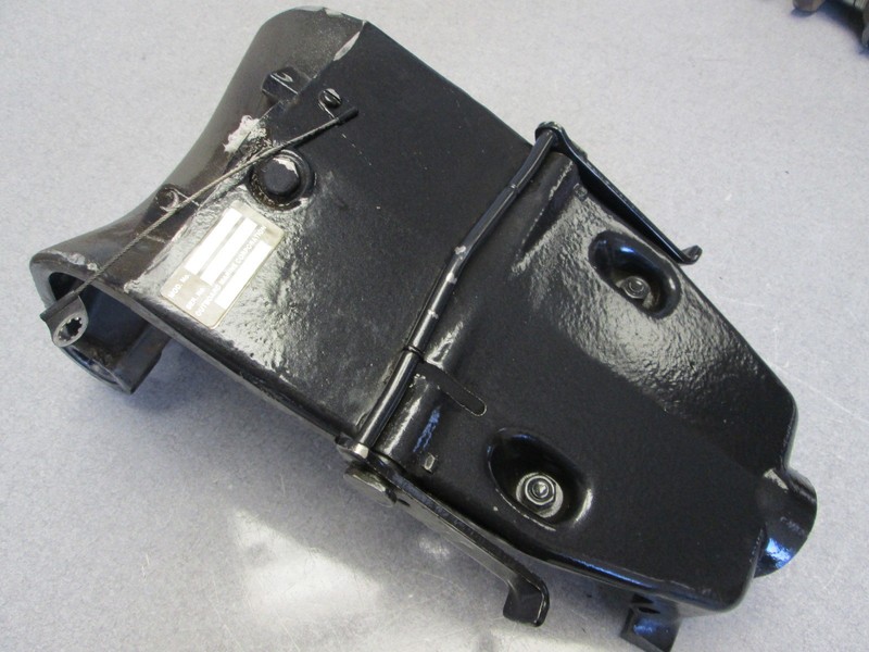 396961 Dark Grey Swivel Bracket for Evinrude Johnson 50-70 HpOutboard