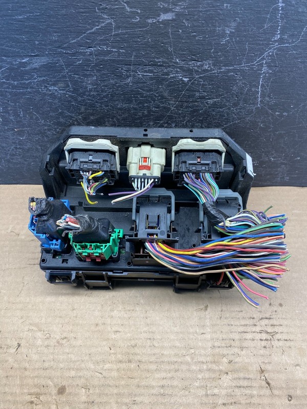 2008 2009 Liberty Nitro TIPM Power Integrated Fuse Box Module OemAE0182 DG