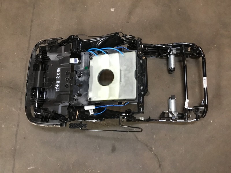 Audi A8L A8 D4 Rear Right Seat Track Rail Base Frame 11 12 13 14 15 16 17 @1:M