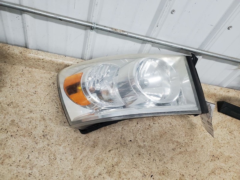 Passenger Headlight Chassis Cab Fits 07-10 DODGE 3500 PICKUP 309319