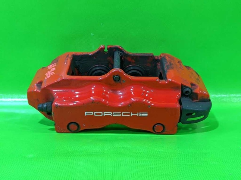 04-10 CAYENNE PASSENGER RIGHT REAR RED BRAKE CALIPER 14.09" BREMBO 4096-114