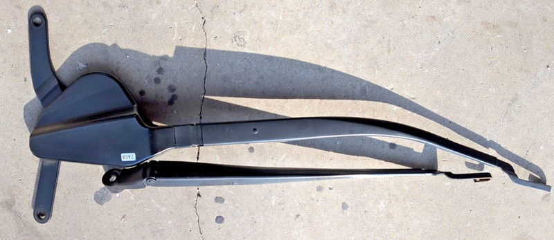 2010-2015 Toyota Prius Windshield Wiper Arm Driver LH Passenger RH Pair OEM arms