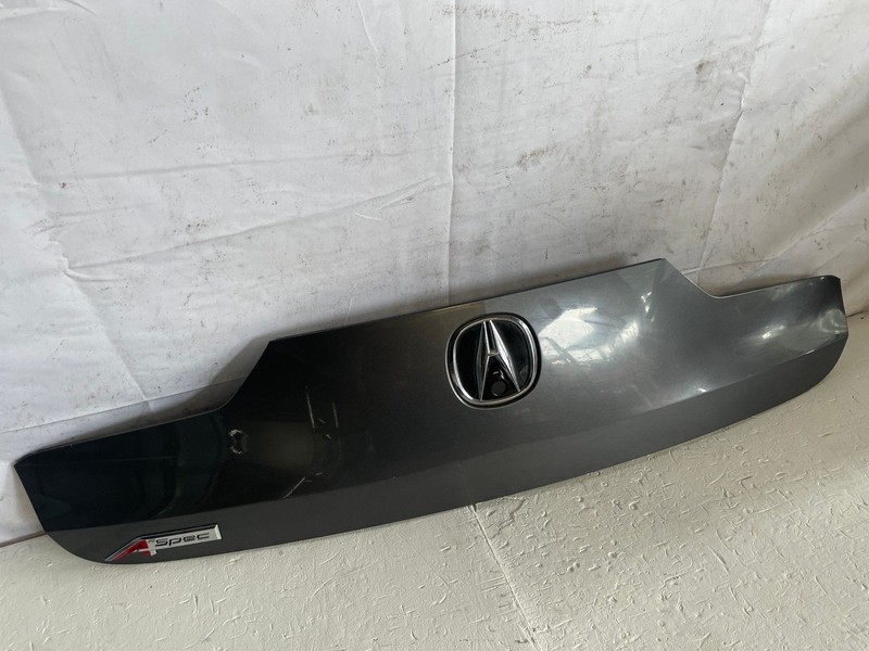 2021 - 2023 ACURA TLX REAR TRUNK LID TRIM MOLDING PANEL GRAY (NH797M) # 109036