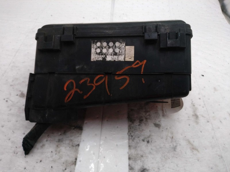 2006 Acura MDX OEM Fuse Box 3.5L Engine Compartment White 176K Miles