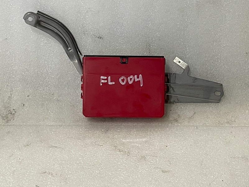 2010-2012 LEXUS LS460 LS600 FRONT LEFT DOOR MULTIPLEX NETWORK CONTROL MODULE OEM