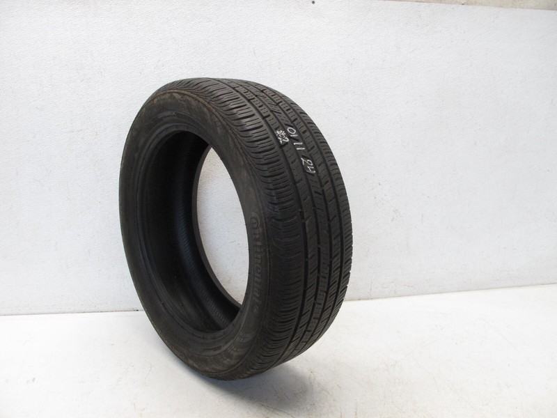 6/32 USED CONTINENTAL PROCONTACT SSR TIRE ONE 205/55/R17 91H M+S DOT 1820 011124