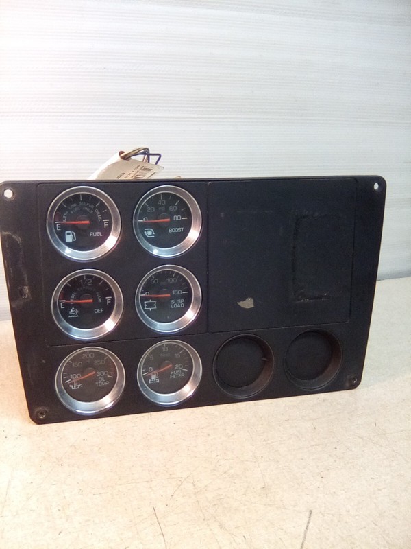 Kenworth S64-1247-140 622739 Panel B Gauge Cluster