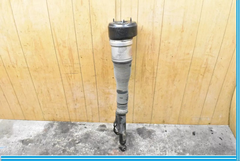 07-14 Mercedes W221 S400 S550 Rear Left Air Suspension Shock Strut Airmatic OEM