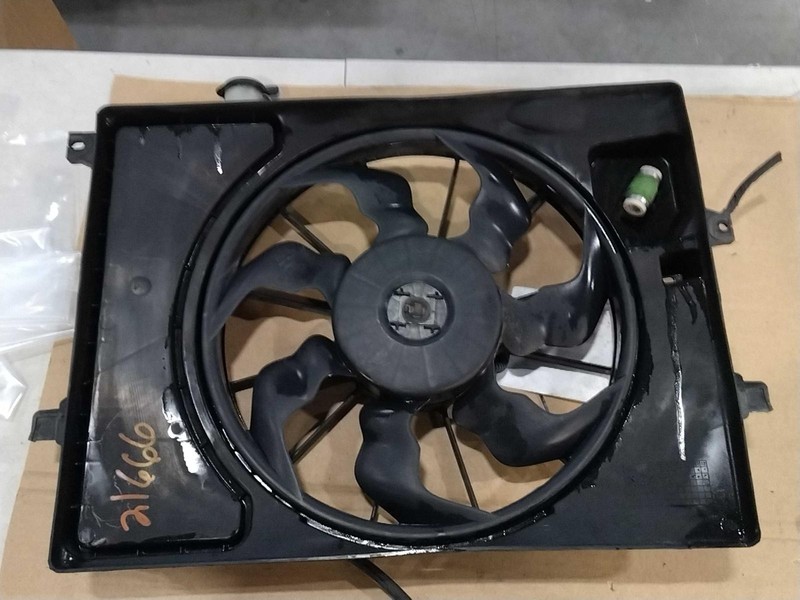 2016 KIA Forte Engine Cooling Fan Motor OEM 119K Miles - Red - Warranty