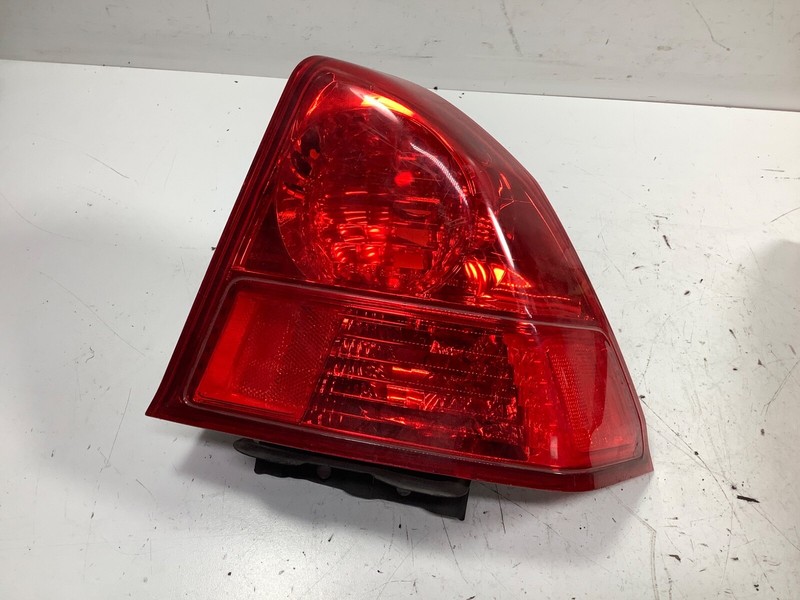 03-05 Honda Civic 4DR Right Tail Light OEM