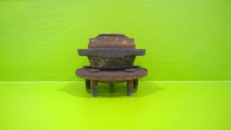 02 03 04 05 06 07 JEEP LIBERTY 3.7L AT LEFT FRONT WHEEL HUB OEM 2334-14
