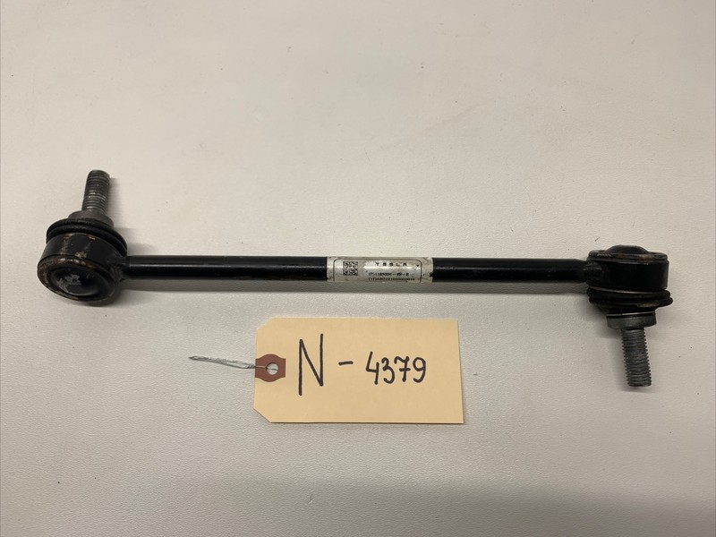 17-21 Tesla Model 3 stabilizer sway bar link RH front OEM 1188396-00 4379 B127