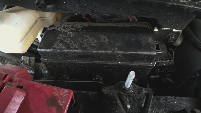 Engine Fuse Box NISSAN VERSA 20 21 22 23 24