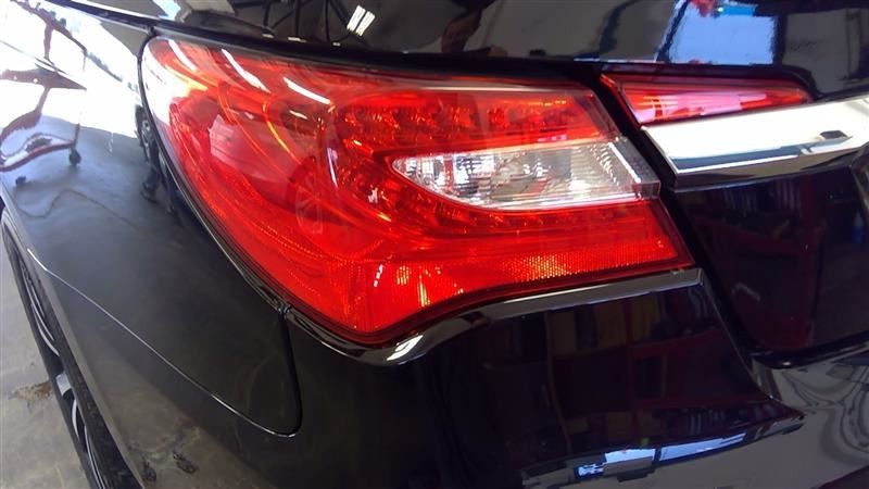 Driver Left Tail Light Convertible Fits 11-14 200 3333046