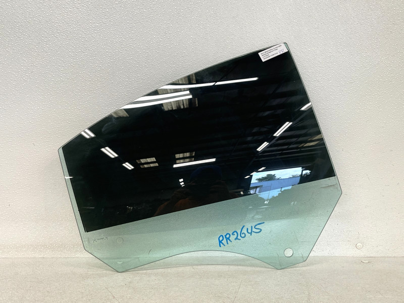 ⭐14-19 MERCEDES CLA45 AMG REAR RIGHT PASS DOOR WINDOW GLASS TINT OEM LOT2645