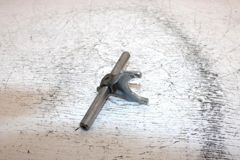 1997 Yamaha Venture Tr Oem Shift Fork W/Shaft 88T-18511-00-00 SY15