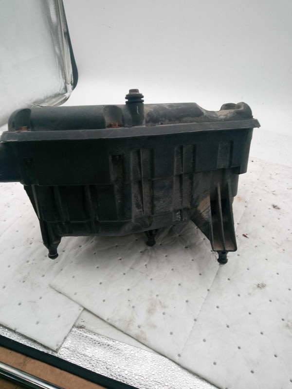 2016 Jeep Patriot Air Cleaner Assembly OEM 05145595AA 2.4L Used 60K Miles