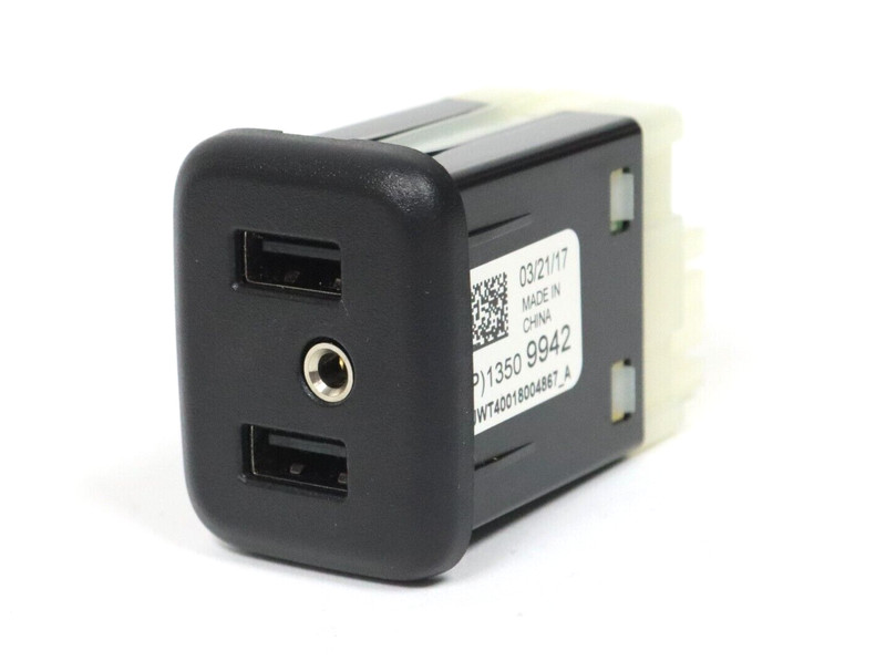 16-24 Camaro SS ZL1 Audio Auxiliary Jack USB Port Power Outlet Receptacle USED