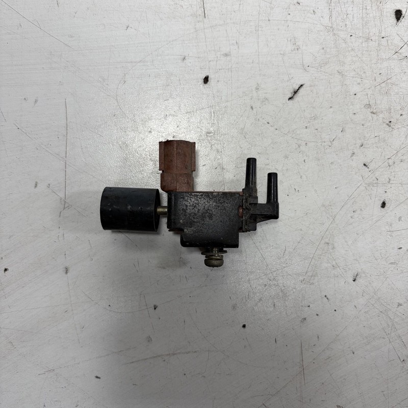 98-02 Honda Passport Isuzu Rodeo Vacuum Control Switch Valve 8-97086-348-0 OEM