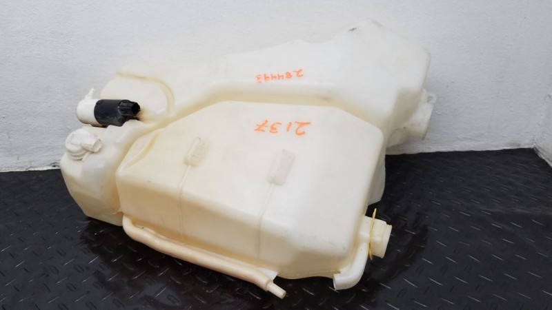 04-09 Dodge Ram Dual Tank Coolant With Washer Reservoir Tank OEM 5056502AC