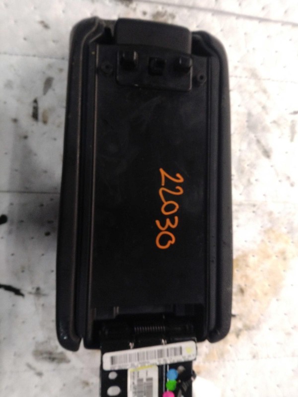 2019 Jeep Compass Blue Center Console Armrest Lid Cover - Used, 136K Miles