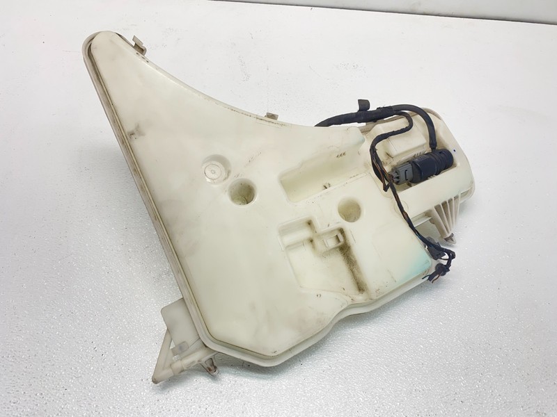 06-13 BMW E88 E92 1/3 Series Windshield Wiper Fluid Tank Bottle Assembly OEM✅
