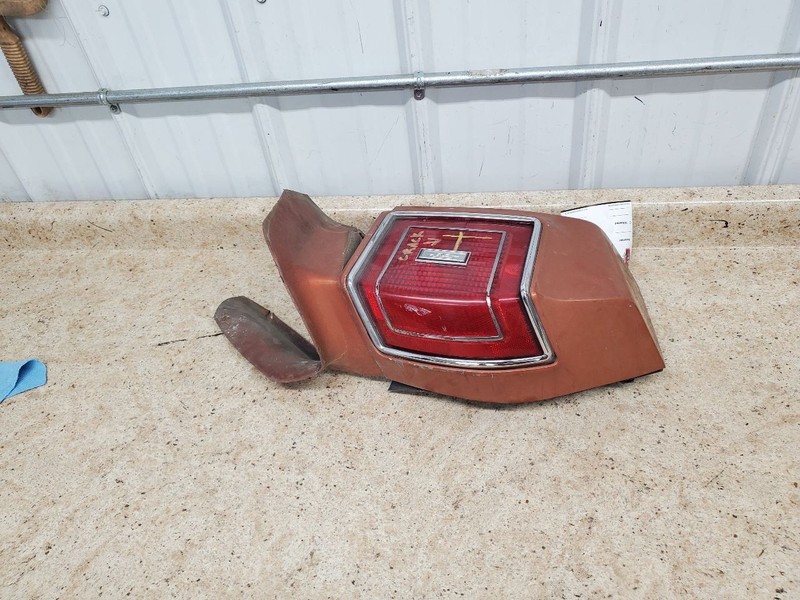 Passenger Right Tail Light Delta 88 Fits 75-76 OLDSMOBILE 307310