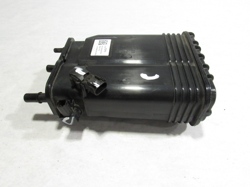 16-20 Cadillac CT6 2017 Fuel Gas Charcoal Vapor Canister Reservoir ;:O
