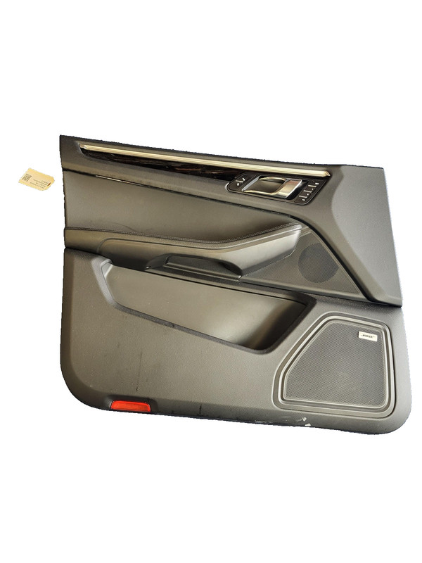 Used Oem Porsche Front Left Driver Door Trim Panel for Macan Base 95B867011 2018
