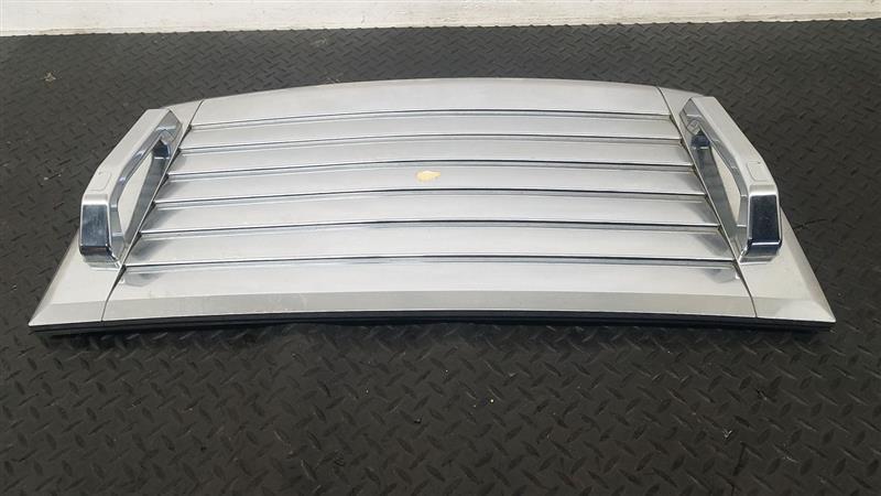 2007 Hummer H3 Hood Vent Grille Chrome OEM 19212335