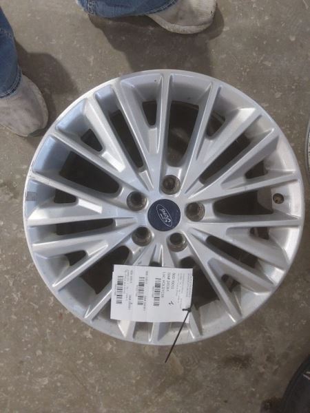 2015-2018 Ford Focus Wheel Rim 17x7 Alloy 20 Spoke