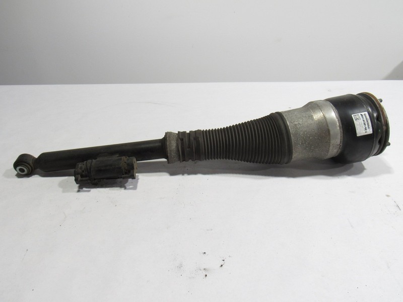 14-17 Mercedes S63 C217 2015 AMG Rear Right Suspension Strut Shock Absorber ;:O