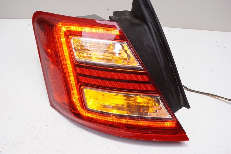 FORD TAURUS Left LH Outer Tail Lamp Tail Light Backup Lamp OEM 2013 - 2019