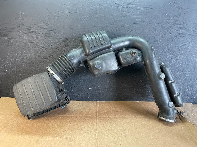2011 - 2013 Dodge Durango 3.6L Resonator Air Intake Tube ae0900 DG