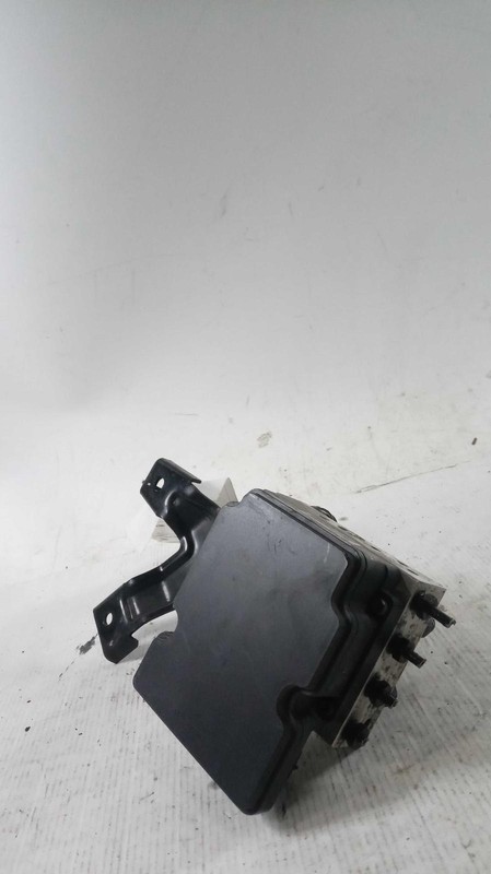 2016 KIA Soul ABS Pump & Motor Assembly OEM Green 137K Miles NJ25-16956-427216