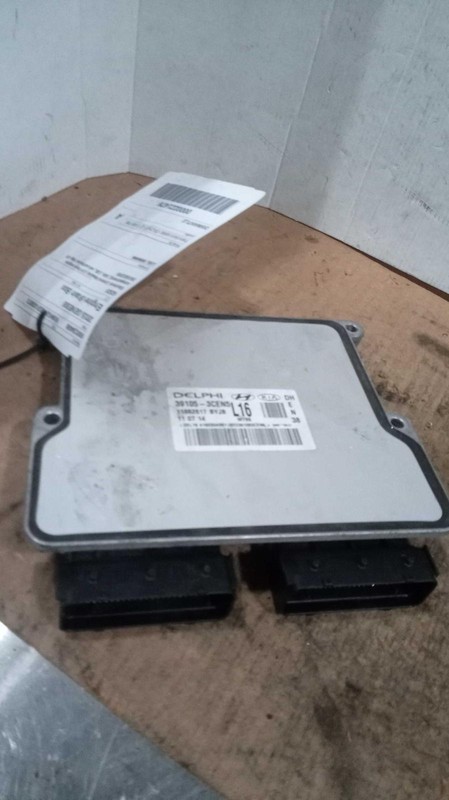2015 Hyundai Genesis Engine Control Module ECM OEM Black 3.8L 104K Miles