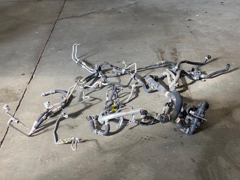 17-19 ALFA ROMEO GIULIA ENGINE COOLANT WATER PUMP LINE HOSE TUBE OEM LOT764