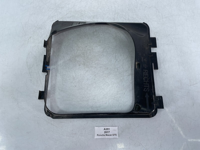 ✅ 15-18 OEM Porsche Macan GTS 95B Front Right Passenger Side Radiator Air Duct *